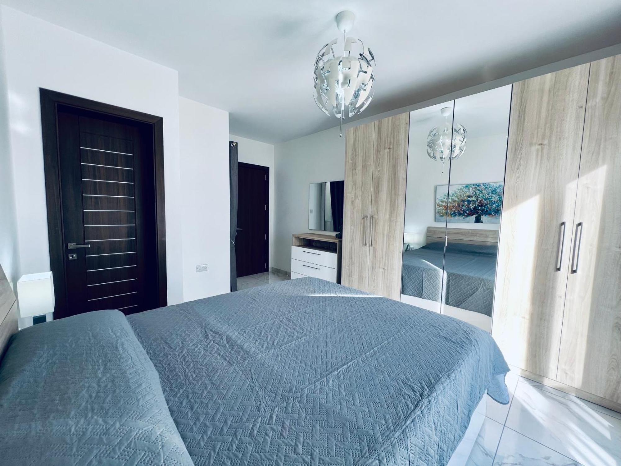 Poseidon Court Penthouse Superior Apartment St. Paul's Bay Bagian luar foto