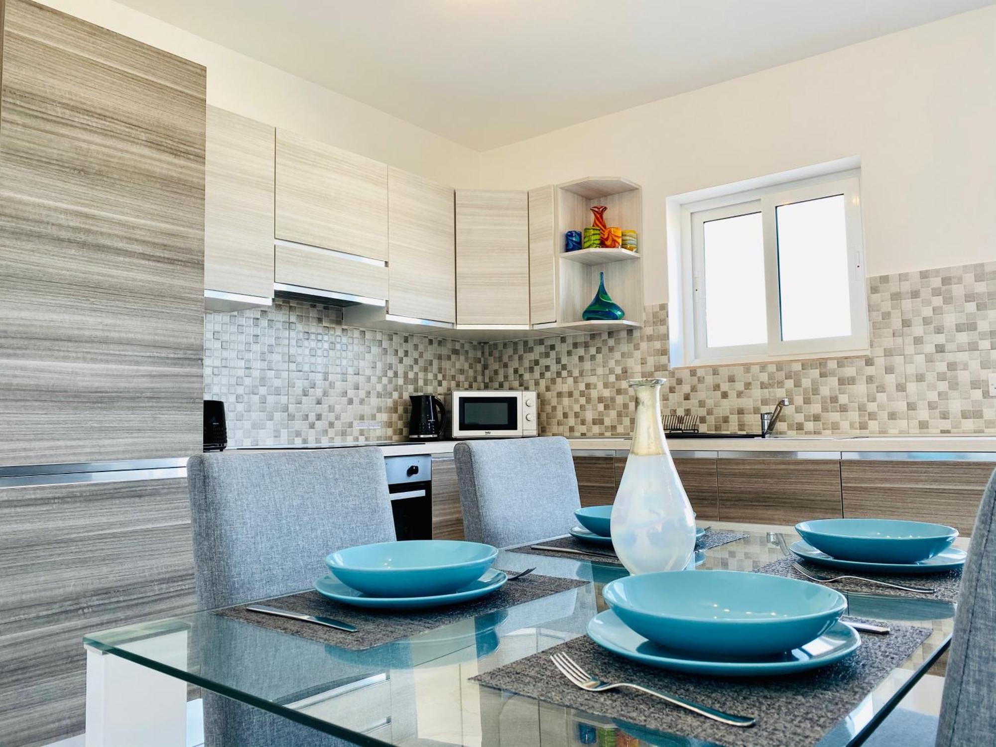 Poseidon Court Penthouse Superior Apartment St. Paul's Bay Bagian luar foto